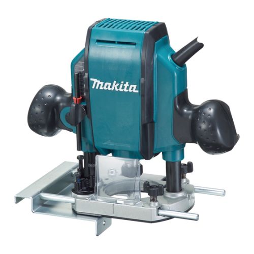 Makita 3‑1/4 HP* Plunge Router MAKRP1800